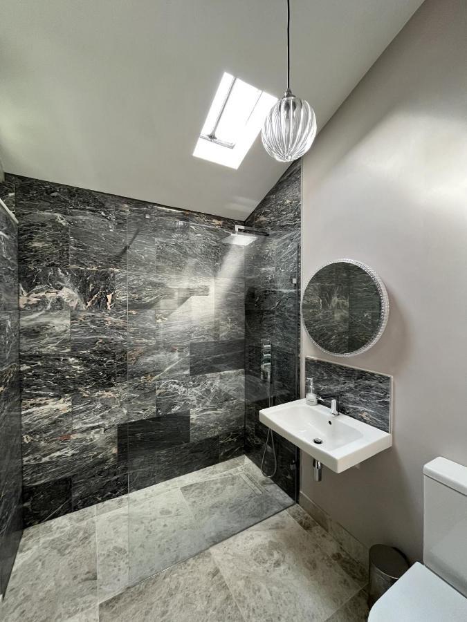 Topside House - Beautiful 7 Bedroom House With Hottub Wifi And Parking Near Bath Wells Frome Oakhill エクステリア 写真