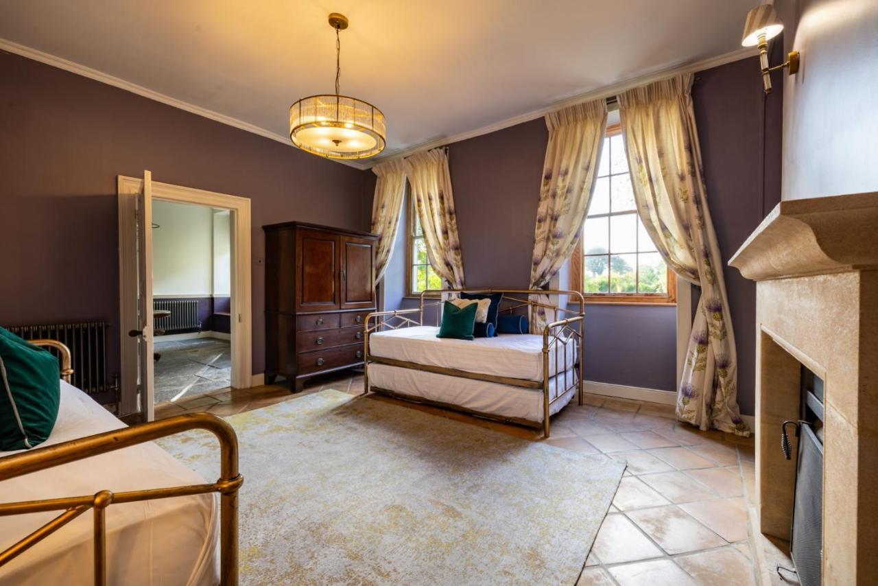 Topside House - Beautiful 7 Bedroom House With Hottub Wifi And Parking Near Bath Wells Frome Oakhill エクステリア 写真