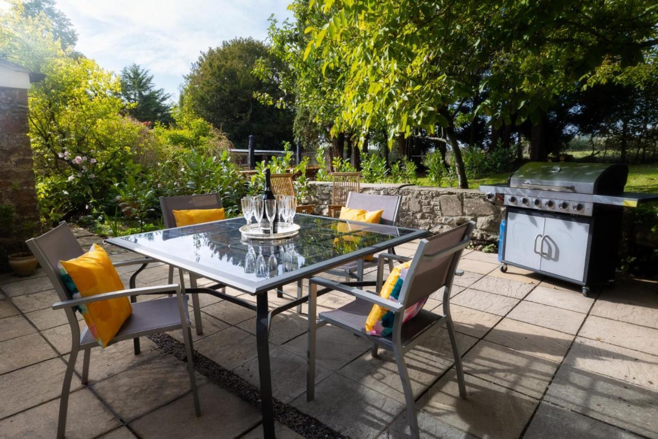 Topside House - Beautiful 7 Bedroom House With Hottub Wifi And Parking Near Bath Wells Frome Oakhill エクステリア 写真